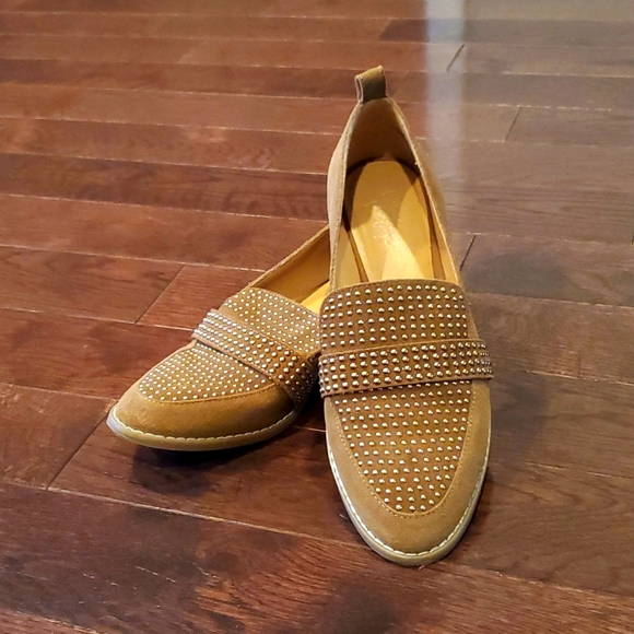 Crown Vintage Shoes - Brown and Gold Loafers